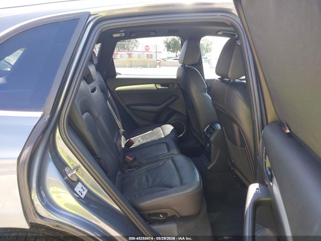 45258474 :رقم المزاد ، WA1M2AFP9HA043855 vin ، 2017 Audi Q5 2.0t Premium مزاد بيع