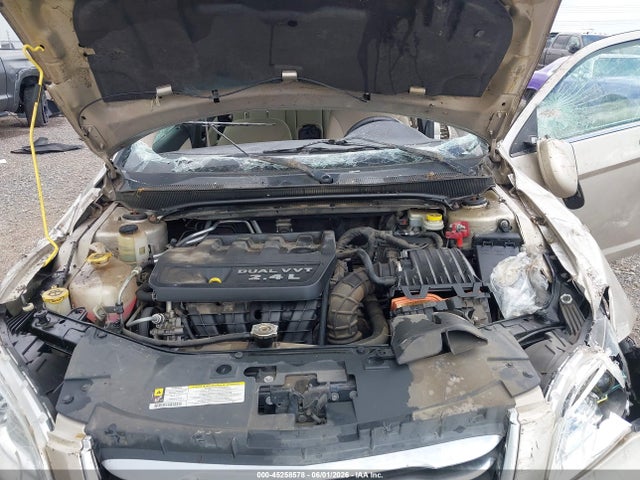 45258578 :رقم المزاد ، 1C3CCBBB5DN674060 vin ، 2013 Chrysler 200 Touring مزاد بيع