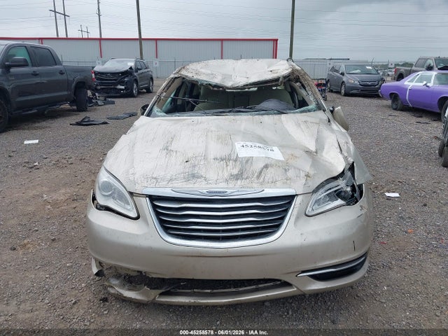 45258578 :رقم المزاد ، 1C3CCBBB5DN674060 vin ، 2013 Chrysler 200 Touring مزاد بيع