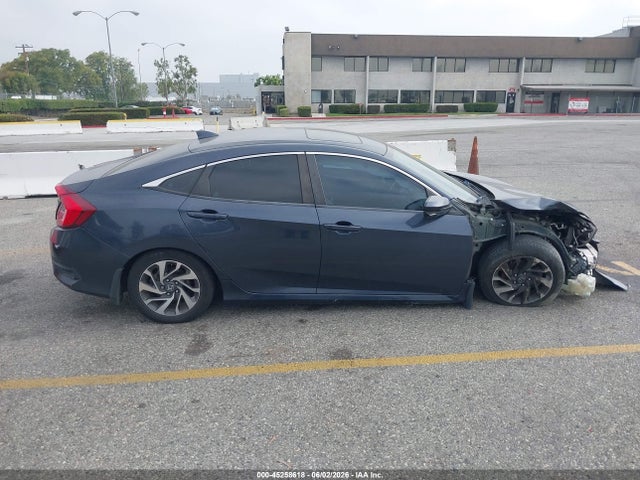 Aukcja sprzedaży 2017 Honda Civic Ex, vin: 2HGFC2F70HH577511, numer aukcji: 45258618