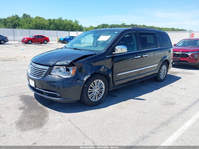 Продаж на аукціоні авто 2016 Chrysler Town & Country Touring-l Anniversary Edition, vin: 2C4RC1CGXGR207606, номер лоту: 45258620