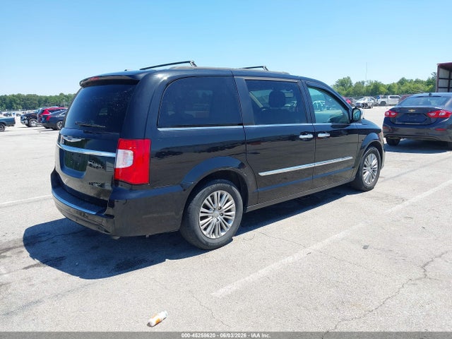 Продаж на аукціоні авто 2016 Chrysler Town & Country Touring-l Anniversary Edition, vin: 2C4RC1CGXGR207606, номер лоту: 45258620