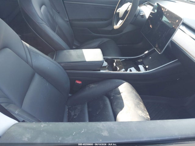 2020 Tesla Model 3 მანქანა იყიდება აუქციონზე, vin: 5YJ3E1EA5LF785708, აუქციონის ნომერი: 45258680