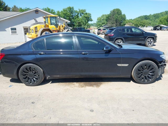 2014 Bmw 740li Xdrive მანქანა იყიდება აუქციონზე, vin: WBAYF4C59ED282099, აუქციონის ნომერი: 45258694