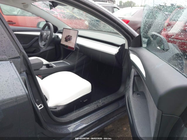 Продаж на аукціоні авто 2023 Tesla Model 3 Long Range Dual Motor All-wheel Drive, vin: 5YJ3E1EB1PF712270, номер лоту: 45258700