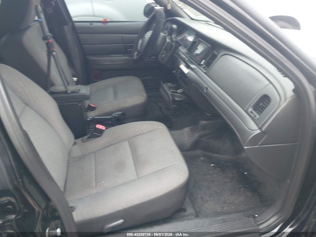 45258720 :رقم المزاد ، 2FABP7BV3BX120455 vin ، 2011 Ford Crown Victoria Police Interceptor مزاد بيع
