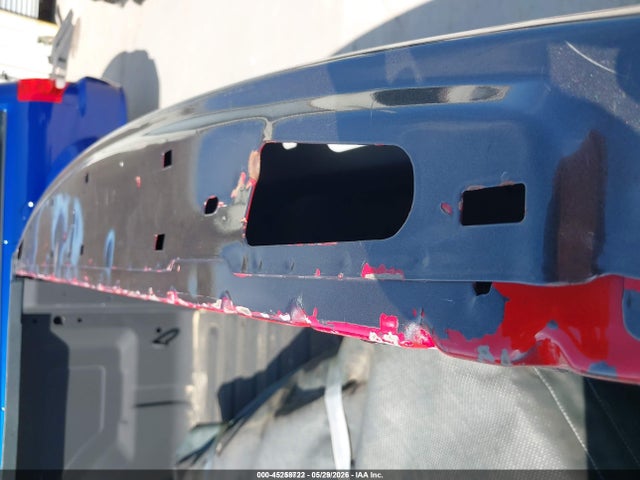 45258722 :رقم المزاد ، 3C6JR6DGXJG318149 vin ، 2018 Ram 1500 Tradesman  4x2 8' Box مزاد بيع