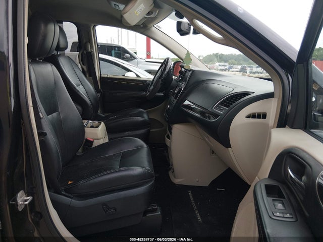 Auction sale of the 2011 Chrysler Town & Country Touring-l, vin: 2A4RR8DG7BR746290, lot number: 45258737