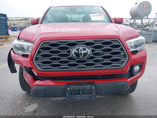 3TMCZ5AN5NM493818 Toyota Tacoma Trd Off Road