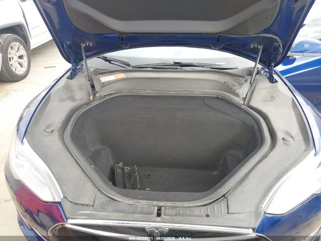45258771 :رقم المزاد ، 5YJSA1E4XGF136901 vin ، 2016 Tesla Model S 90d/p100d/p85d/p90d مزاد بيع