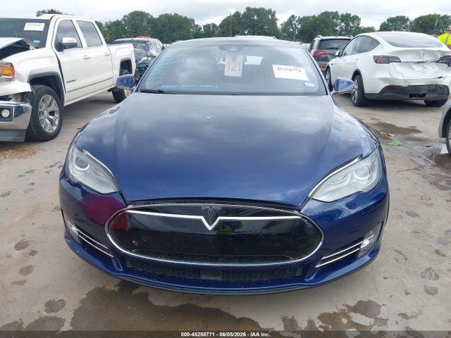 45258771 :رقم المزاد ، 5YJSA1E4XGF136901 vin ، 2016 Tesla Model S 90d/p100d/p85d/p90d مزاد بيع