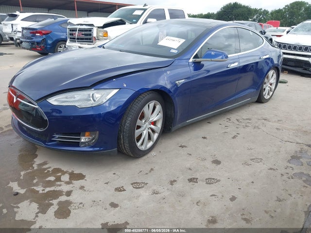 45258771 :رقم المزاد ، 5YJSA1E4XGF136901 vin ، 2016 Tesla Model S 90d/p100d/p85d/p90d مزاد بيع
