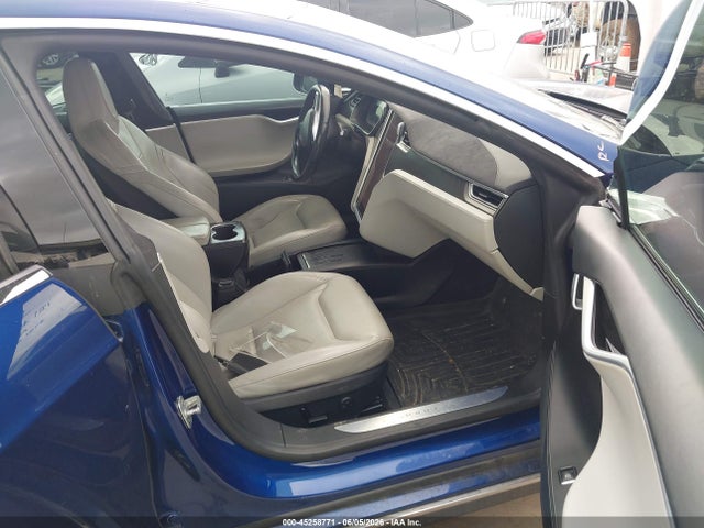 45258771 :رقم المزاد ، 5YJSA1E4XGF136901 vin ، 2016 Tesla Model S 90d/p100d/p85d/p90d مزاد بيع