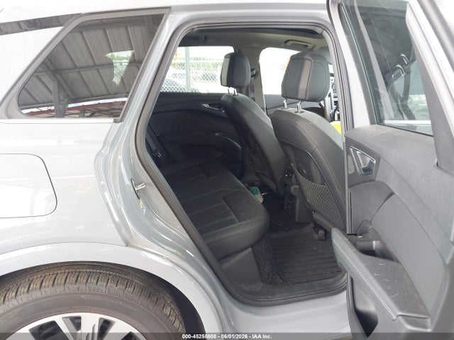 45258808 :رقم المزاد ، WA1BCBFZ5PP050048 vin ، 2023 Audi Q4 E-tron Premium Plus 40 Rwd مزاد بيع