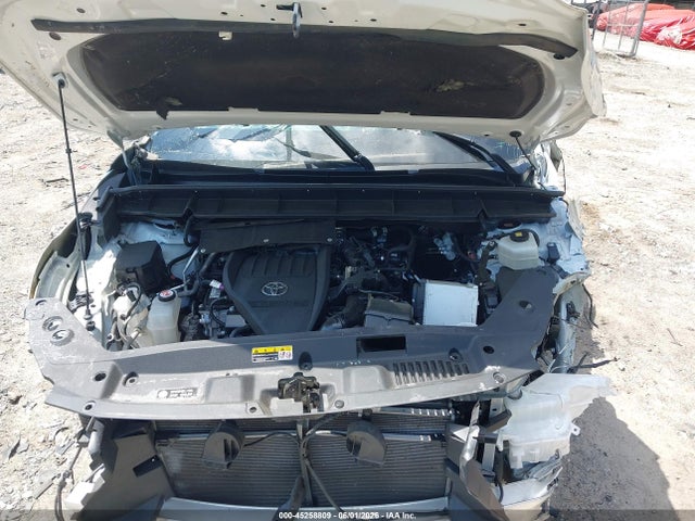 5TDKDRAH8RS533018 Toyota Highlander Le