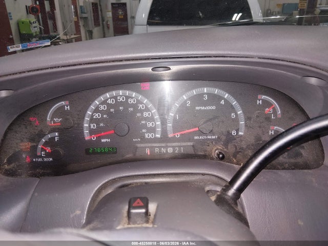 2003 Ford F-150 Lariat/xl/xlt მანქანა იყიდება აუქციონზე, vin: 2FTRX18L03CA51938, აუქციონის ნომერი: 45258818