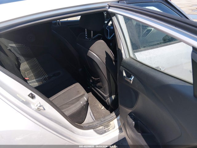 Продажа на аукционе авто 2013 Hyundai Veloster Base W/black, vin: KMHTC6AD5DU175850, номер лота: 45258839