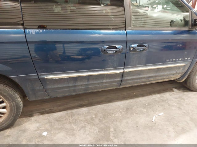 Продаж на аукціоні авто 2001 Chrysler Town & Country Limited, vin: 2C8GT64L01R283874, номер лоту: 45258842