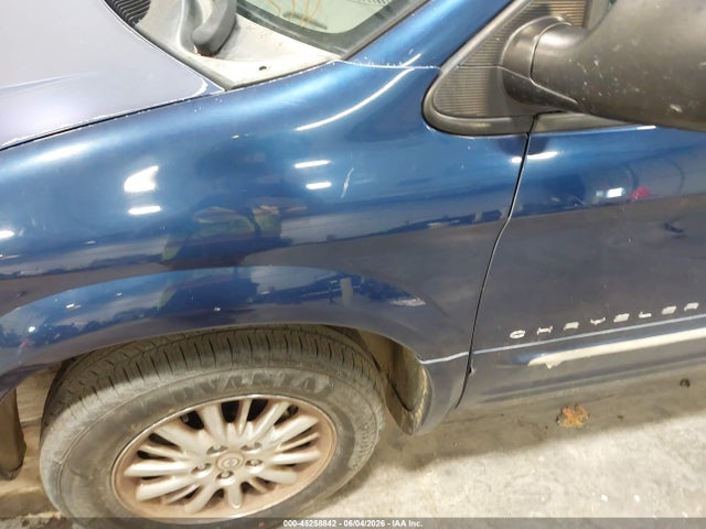 Продаж на аукціоні авто 2001 Chrysler Town & Country Limited, vin: 2C8GT64L01R283874, номер лоту: 45258842