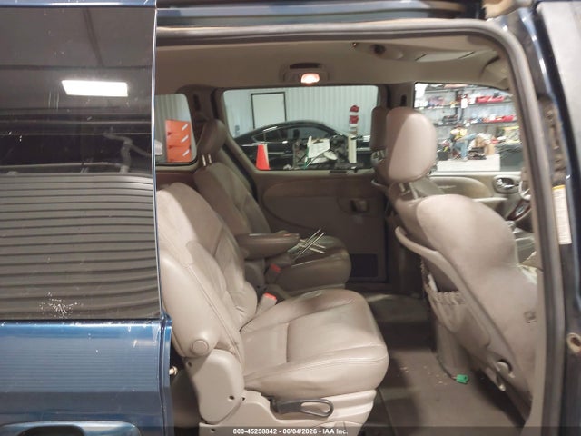Продаж на аукціоні авто 2001 Chrysler Town & Country Limited, vin: 2C8GT64L01R283874, номер лоту: 45258842