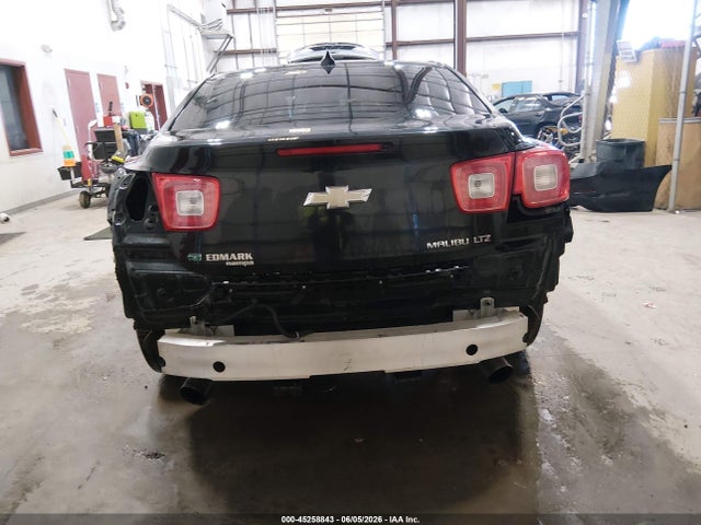 Продажа на аукционе авто 2015 Chevrolet Malibu 1lz, vin: 1G11F5SL5FF198760, номер лота: 45258843