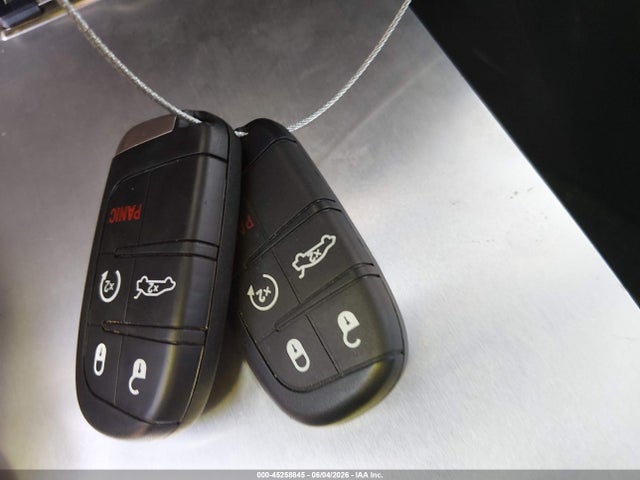 Aukcja sprzedaży 2015 Chrysler 200 C, vin: 1C3CCCCB1FN735556, numer aukcji: 45258845