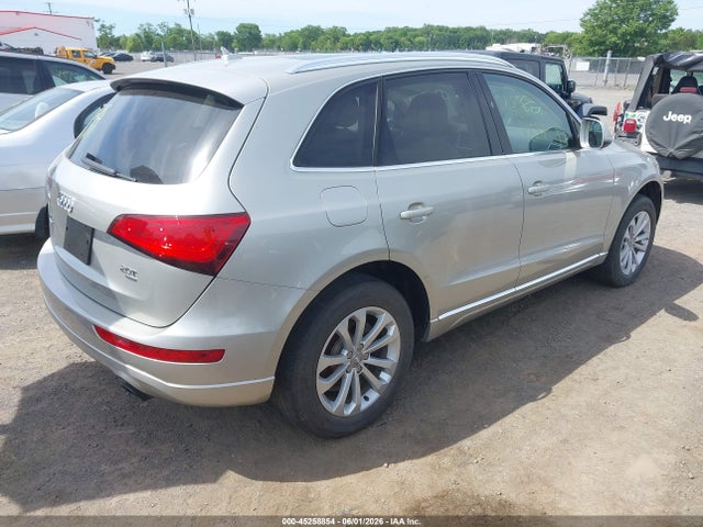 45258854 :رقم المزاد ، WA1LFAFP6EA033585 vin ، 2014 Audi Q5 2.0t Premium مزاد بيع