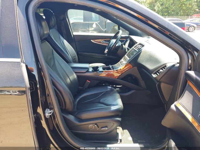 Продажа на аукционе авто 2017 Lincoln Mkx Reserve, vin: 2LMPJ8LR2HBL37087, номер лота: 45258900