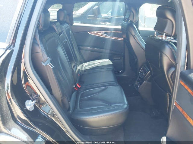 Продажа на аукционе авто 2017 Lincoln Mkx Reserve, vin: 2LMPJ8LR2HBL37087, номер лота: 45258900