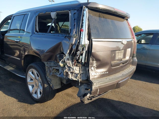 Продажа на аукционе авто 2016 Cadillac Escalade Esv Luxury Collection, vin: 1GYS4HKJ5GR137761, номер лота: 45258906
