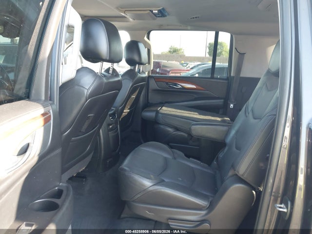 Продажа на аукционе авто 2016 Cadillac Escalade Esv Luxury Collection, vin: 1GYS4HKJ5GR137761, номер лота: 45258906