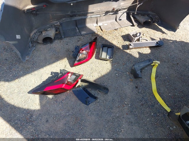 45258938 :رقم المزاد ، 19XFL1H87NE018334 vin ، 2022 Honda Civic Sport Touring مزاد بيع