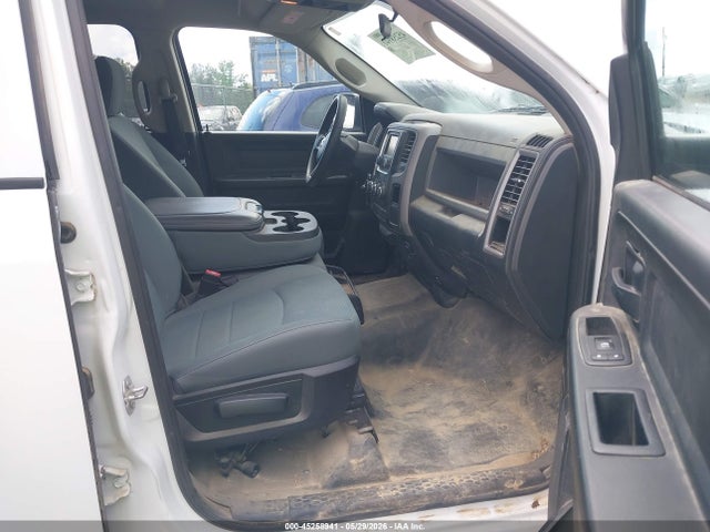 Aukcja sprzedaży 2017 Ram 1500 Tradesman  4x4 5'7 Box, vin: 1C6RR7KG4HS610362, numer aukcji: 45258941
