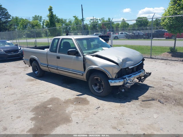 Auction sale of the 2000 Chevrolet S-10 Ls, vin: 1GCCS19W8YK287365, lot number: 45258948