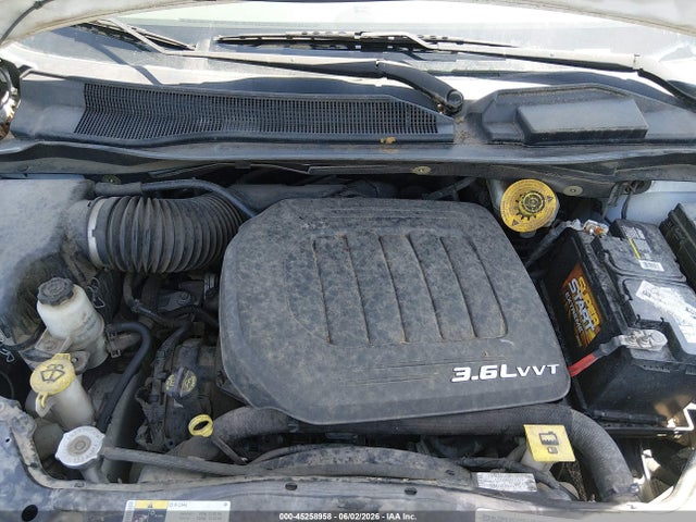 2015 Chrysler Town & Country Touring-l მანქანა იყიდება აუქციონზე, vin: 2C4RC1CG1FR628502, აუქციონის ნომერი: 45258958