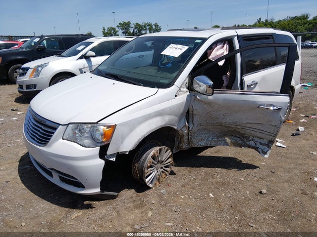 2015 Chrysler Town & Country Touring-l მანქანა იყიდება აუქციონზე, vin: 2C4RC1CG1FR628502, აუქციონის ნომერი: 45258958