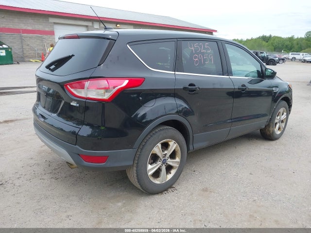 45258959 :رقم المزاد ، 1FMCU9GX3GUC32051 vin ، 2016 Ford Escape Se مزاد بيع