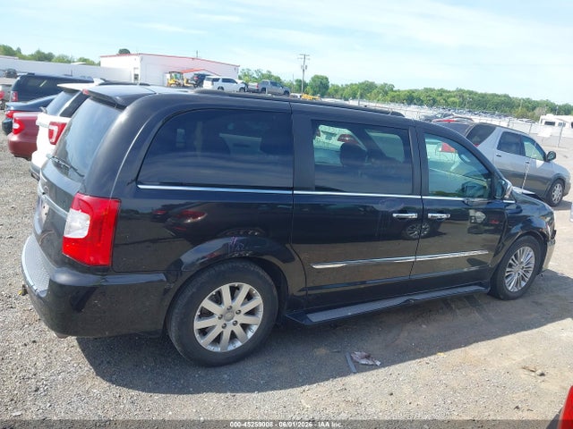 2015 Chrysler Town & Country Touring-l მანქანა იყიდება აუქციონზე, vin: 2C4RC1CG2FR618464, აუქციონის ნომერი: 45259008