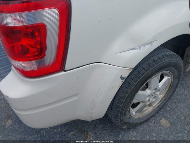 Продажа на аукционе авто 2011 Ford Escape Xls, vin: 1FMCU0C72BKC41815, номер лота: 45259012