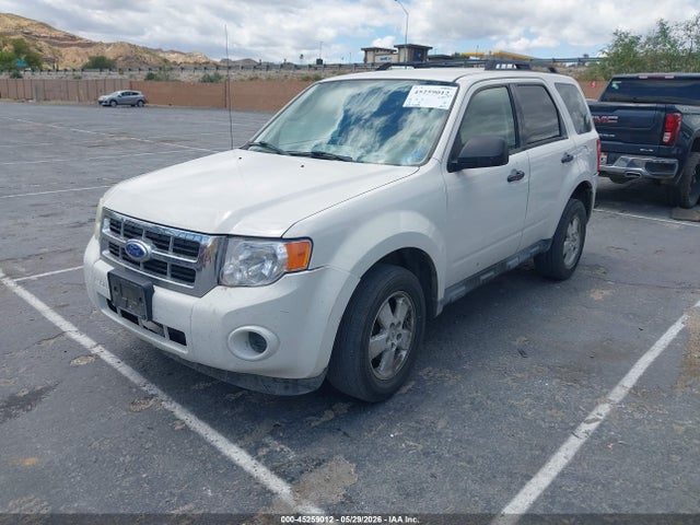 Продажа на аукционе авто 2011 Ford Escape Xls, vin: 1FMCU0C72BKC41815, номер лота: 45259012