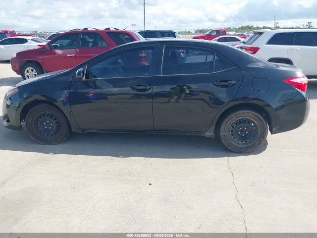Aukcja sprzedaży 2017 Toyota Corolla Le, vin: 5YFBURHE2HP636325, numer aukcji: 45259023
