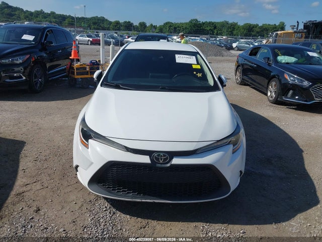 45259087 :رقم المزاد ، 5YFEPMAE3MP181318 vin ، 2021 Toyota Corolla Le مزاد بيع