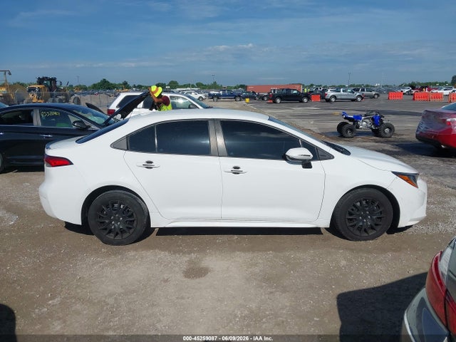 45259087 :رقم المزاد ، 5YFEPMAE3MP181318 vin ، 2021 Toyota Corolla Le مزاد بيع