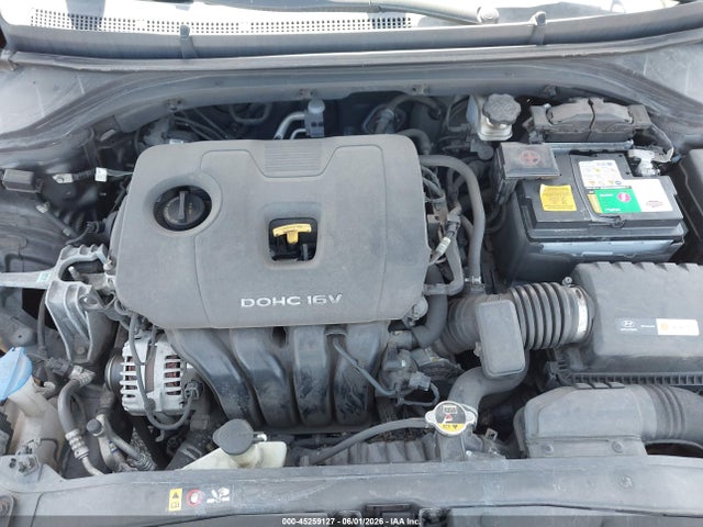 5NPD84LF4JH339785 Hyundai ELANTRA SEL