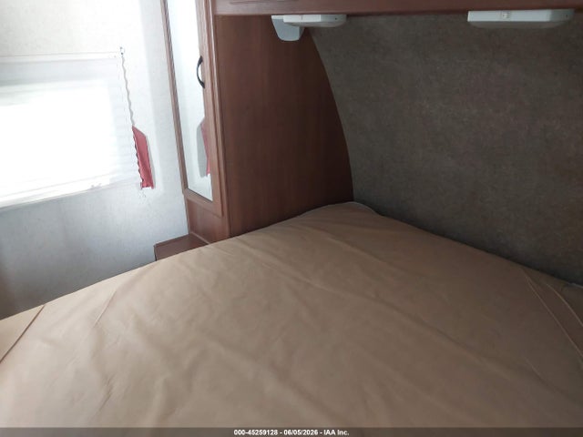 2014 Forest River Freedom Express M-23 მანქანა იყიდება აუქციონზე, vin: 5ZT2FEMB4EA014645, აუქციონის ნომერი: 45259128