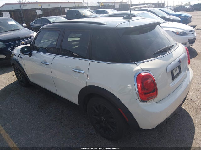 Продажа на аукционе авто 2015 Mini Hardtop Cooper, vin: WMWXS5C54F2C63294, номер лота: 45259133