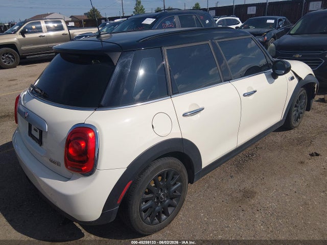 Продажа на аукционе авто 2015 Mini Hardtop Cooper, vin: WMWXS5C54F2C63294, номер лота: 45259133