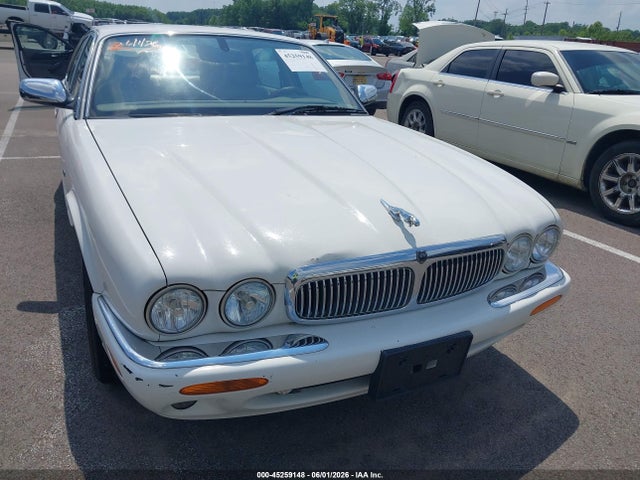 2003 Jaguar Xj Xj8 მანქანა იყიდება აუქციონზე, vin: SAJDA14C33LF58666, აუქციონის ნომერი: 45259148