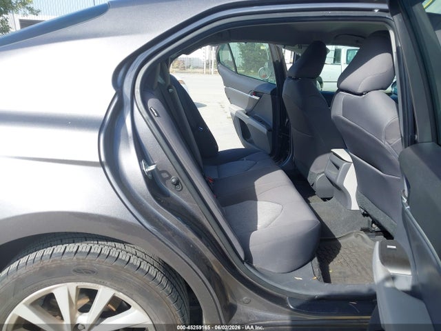 45259165 :رقم المزاد ، 4T1C11AK4MU545757 vin ، 2021 Toyota Camry Le مزاد بيع