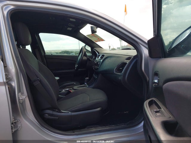 1C3CCBBB2EN159017 Chrysler 200 Touring
